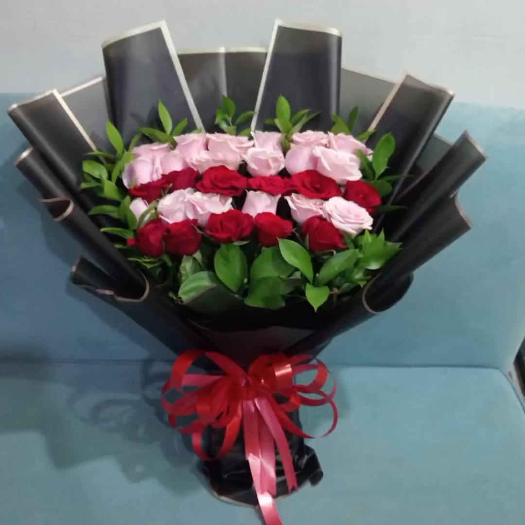 Buket Mawar Segar Mahkota Florist Bogor 2